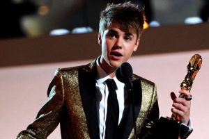 Justin Bieber - Premios Billboard 2011